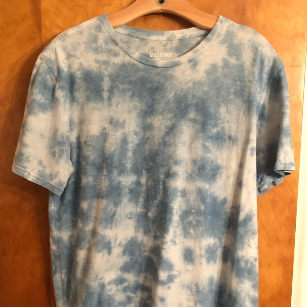 Mossimo blue tie dye tee